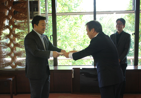 「教育CAIO」信任式の写真